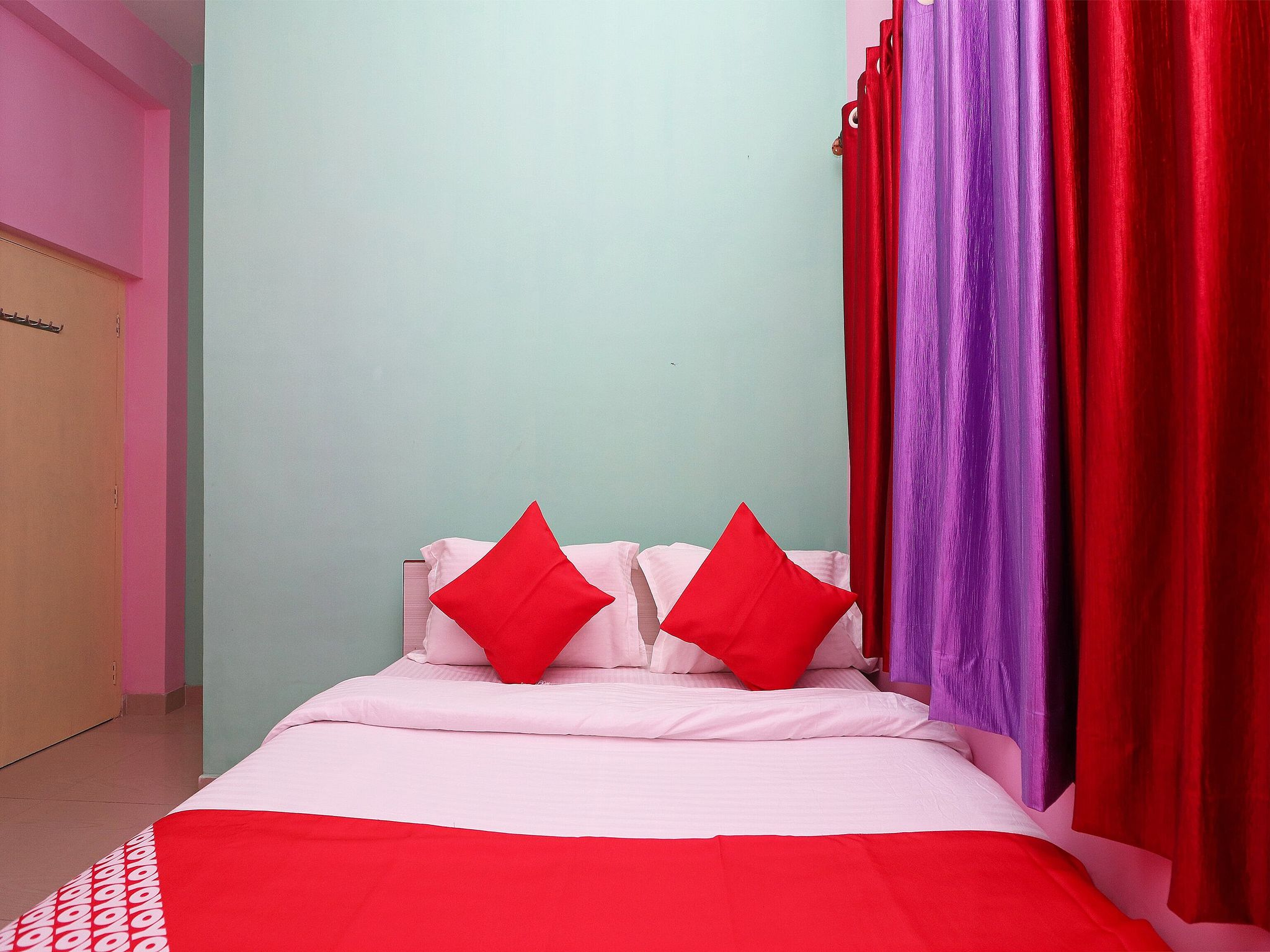 Hotel O Apan Guest House Near Acropolis Mall Classic