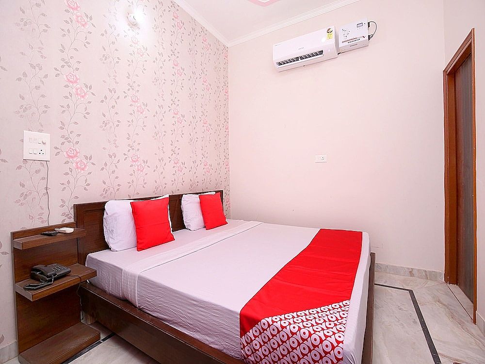 undefined OYO 16431 Hotel New Comfort 1 10