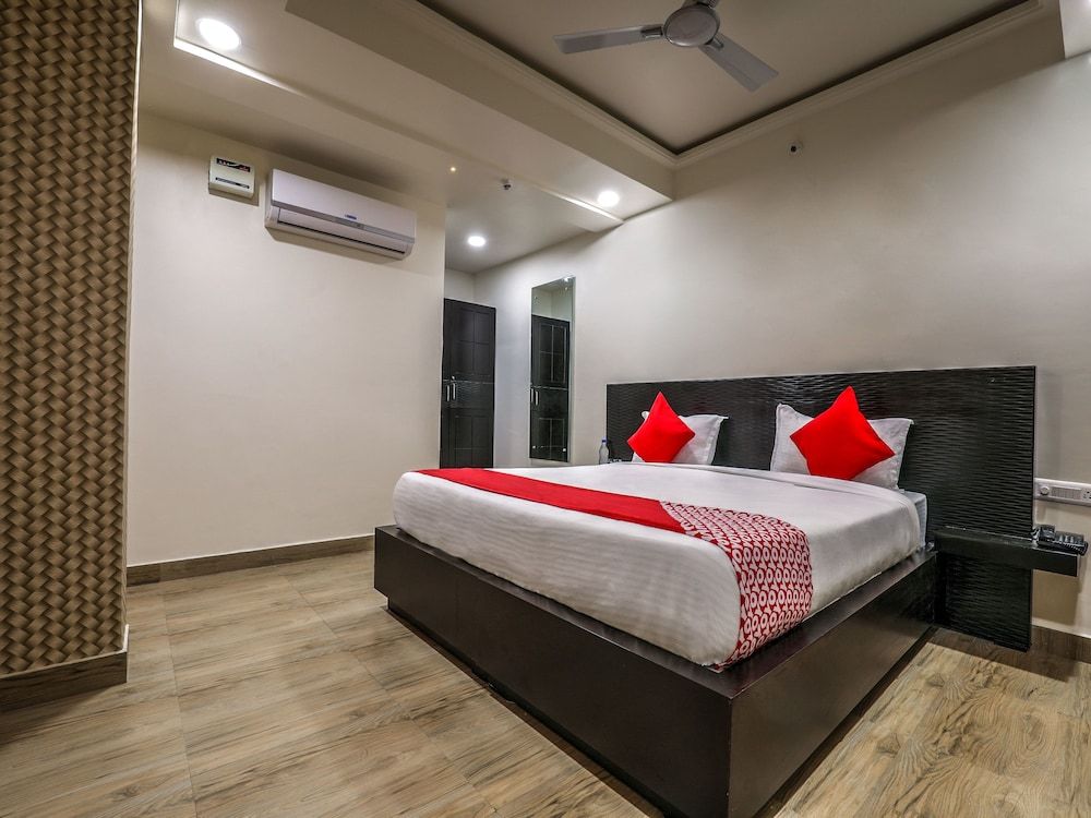 undefined OYO 14859 Akshara grand