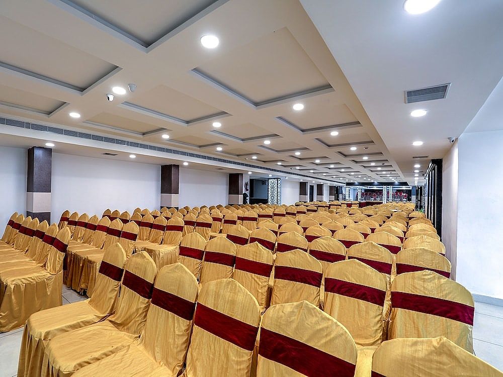 undefined OYO 14859 Akshara grand 5