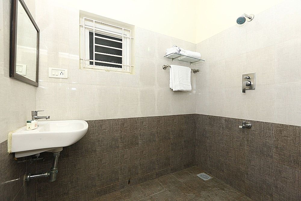 OYO 9260 Olive Castles Inn Double or Twin Room 16