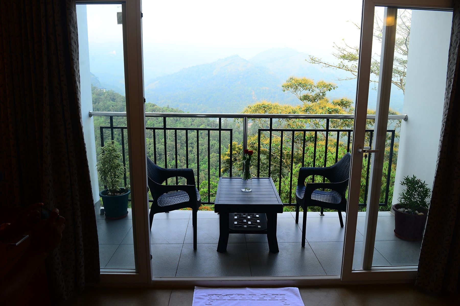 Palmtree Leaf, Munnar Mountain View Room 4