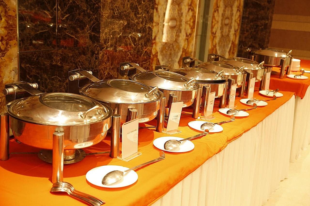 Food & Dining