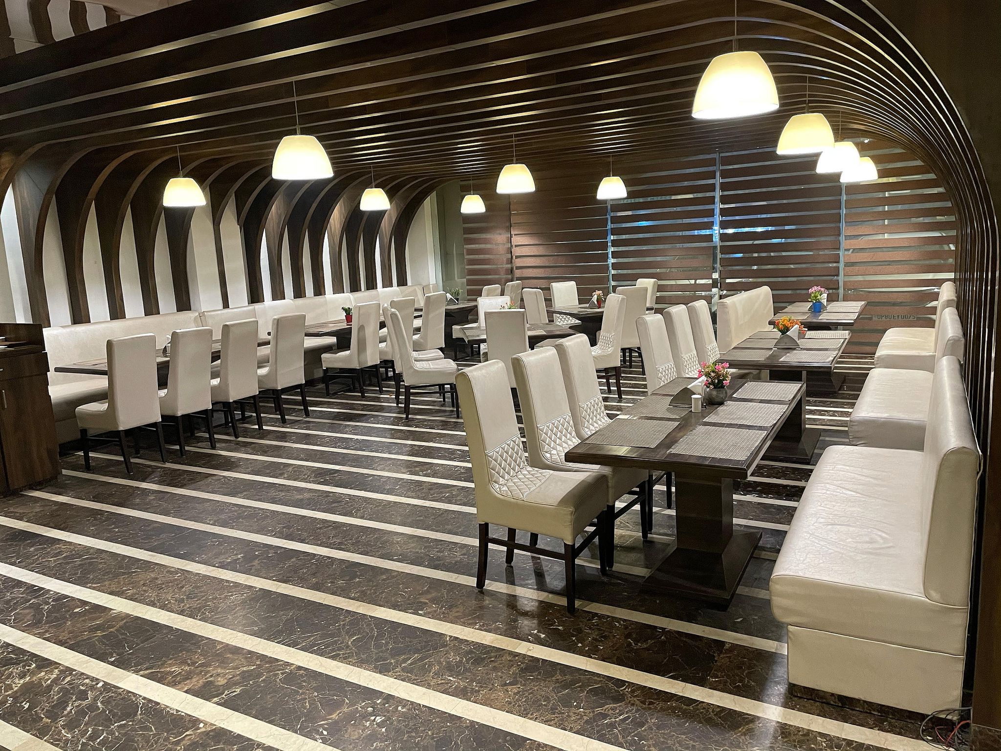 Food & Dining