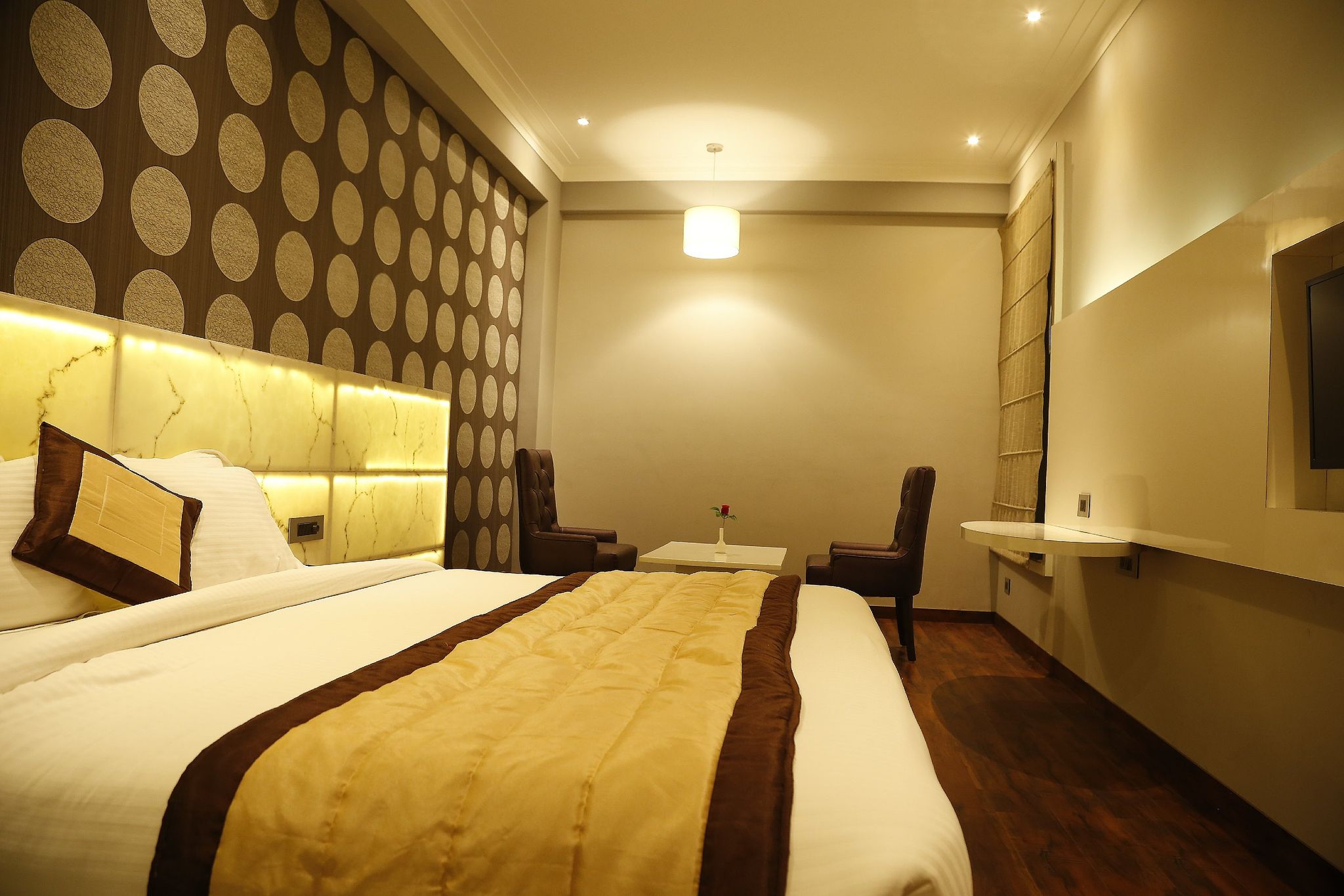 Hotel Orange Executive Room 3