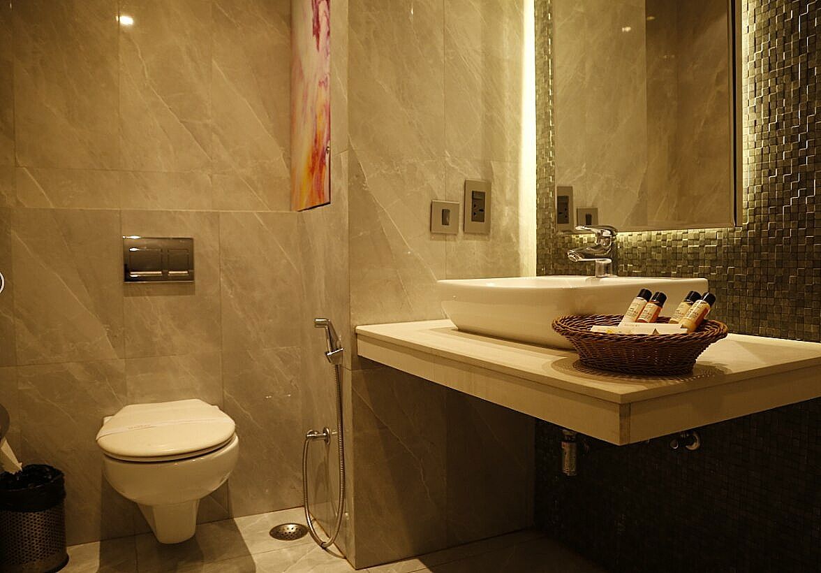 Hotel Orange Executive Room 6