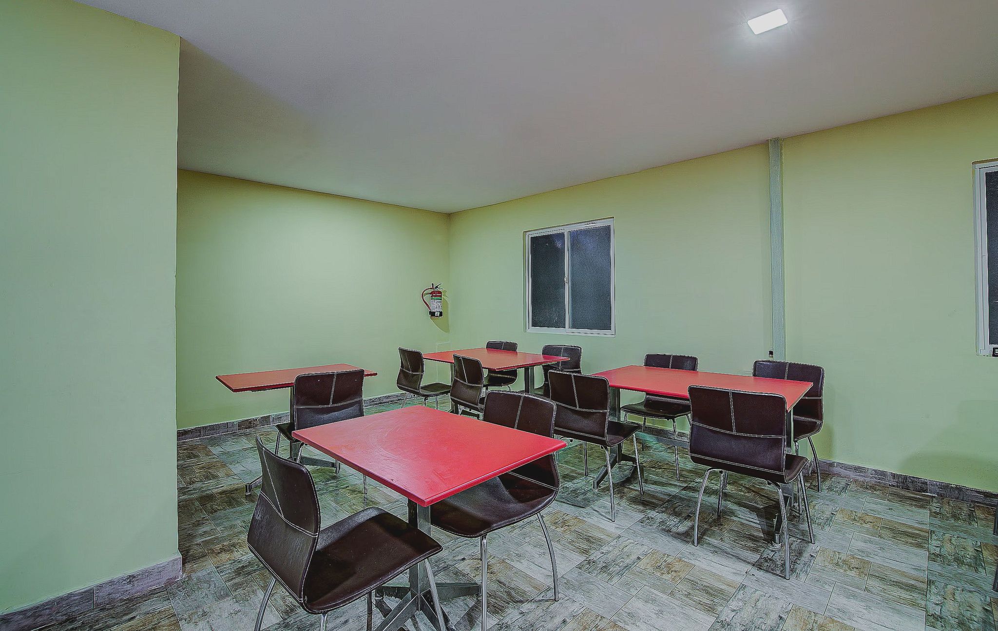 Food & Dining