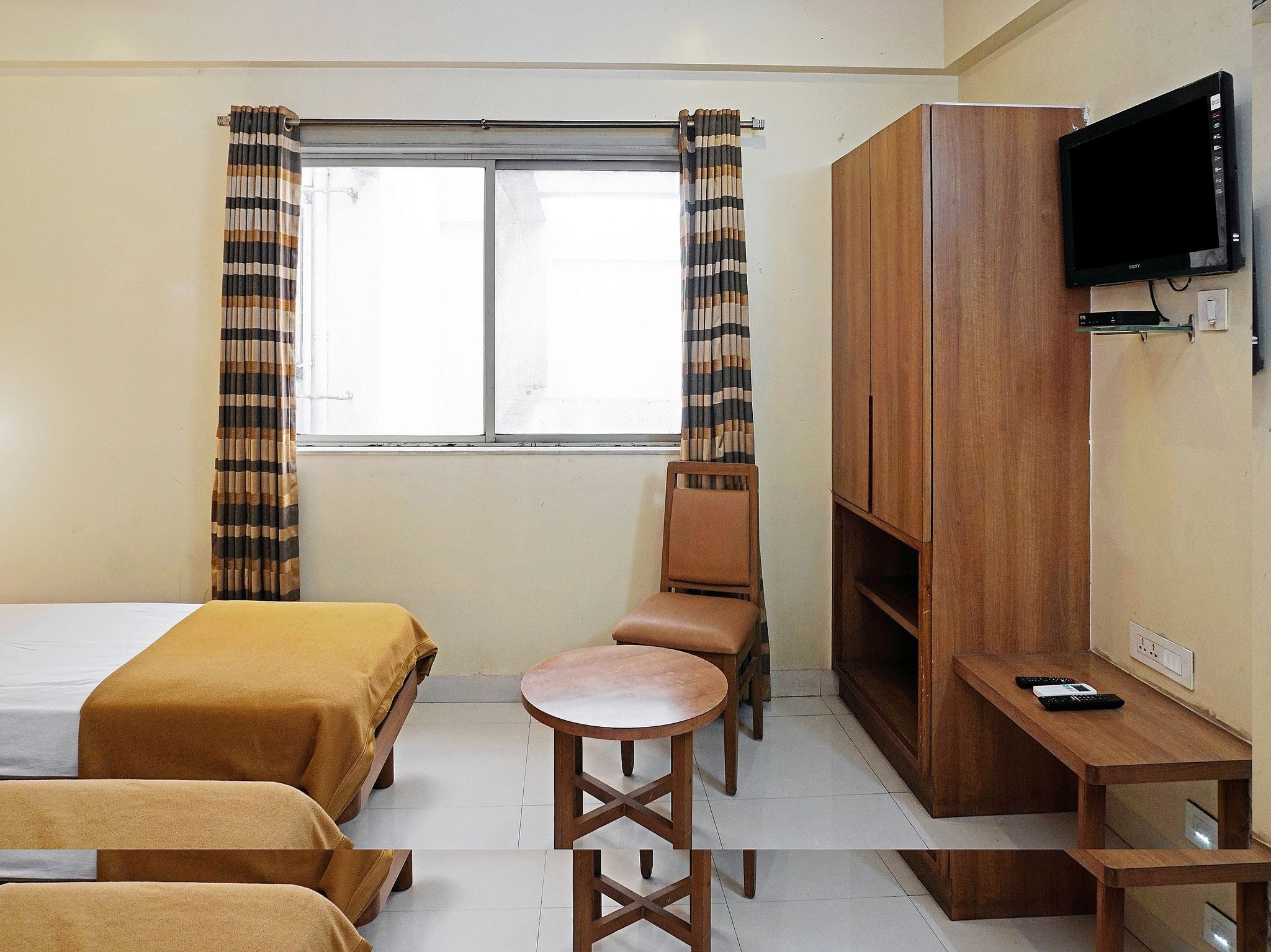 Hotel Tiranga Residency Deluxe Room 2