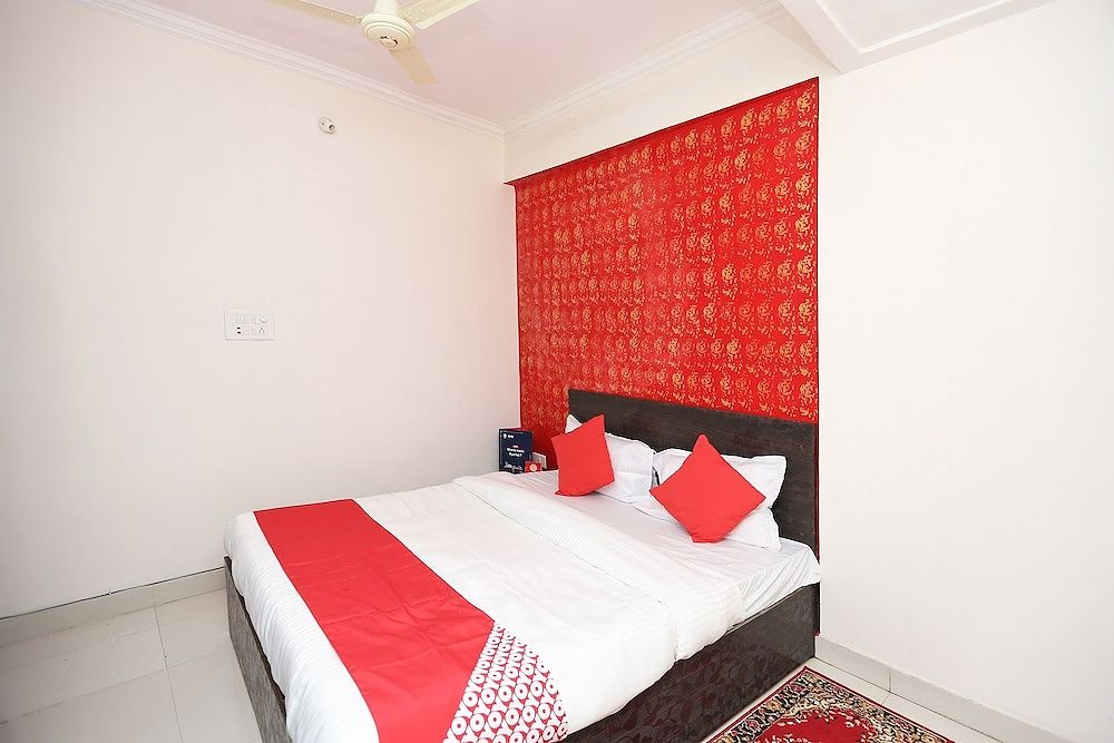 Deluxe Double or Twin Room, 1 King Bed