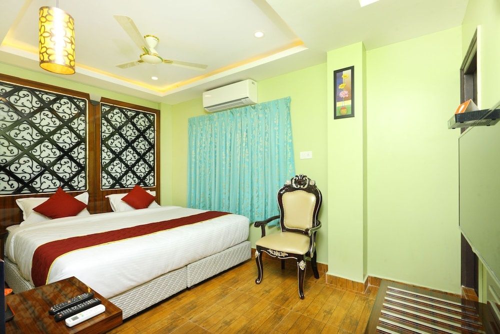 OYO 11305 Hotel NK Exotica Double or Twin Room 4