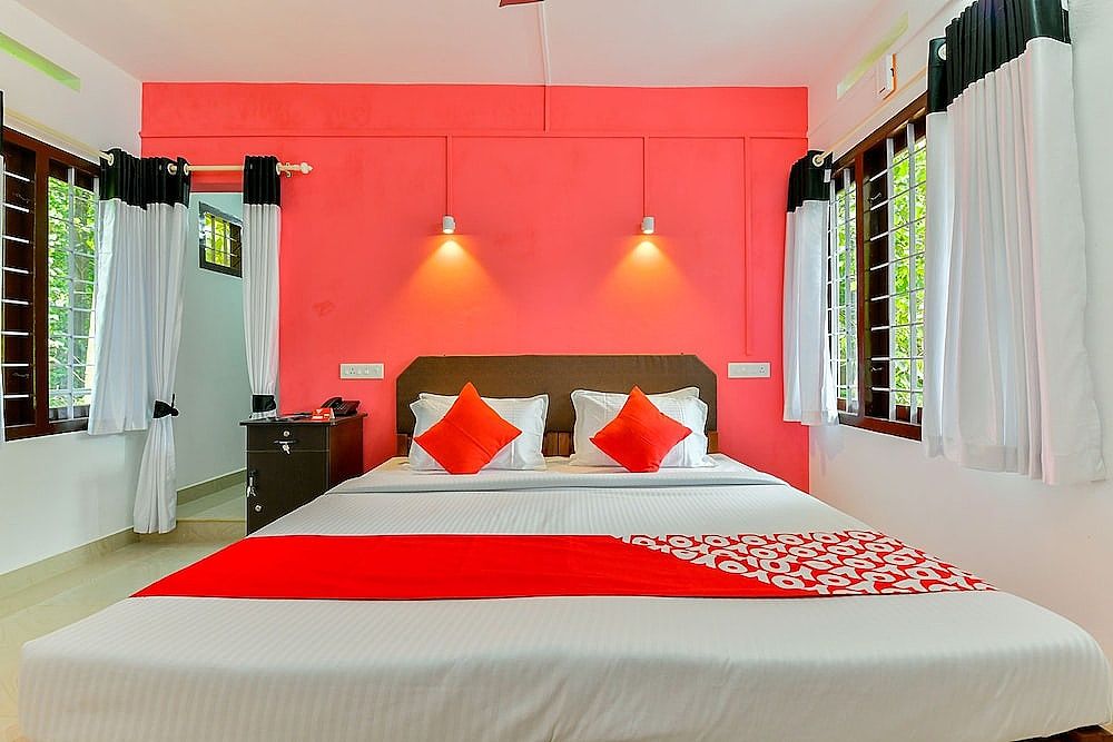 OYO 22488 Vale Castle Standard Room 2