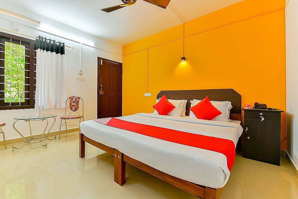 OYO 22488 Vale Castle Standard Room 6