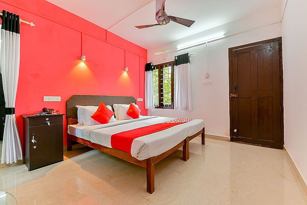 OYO 22488 Vale Castle Standard Room 10