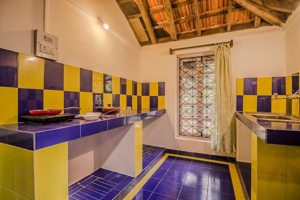 OYO Home 19186 Antique 1BHK Standard Room 18