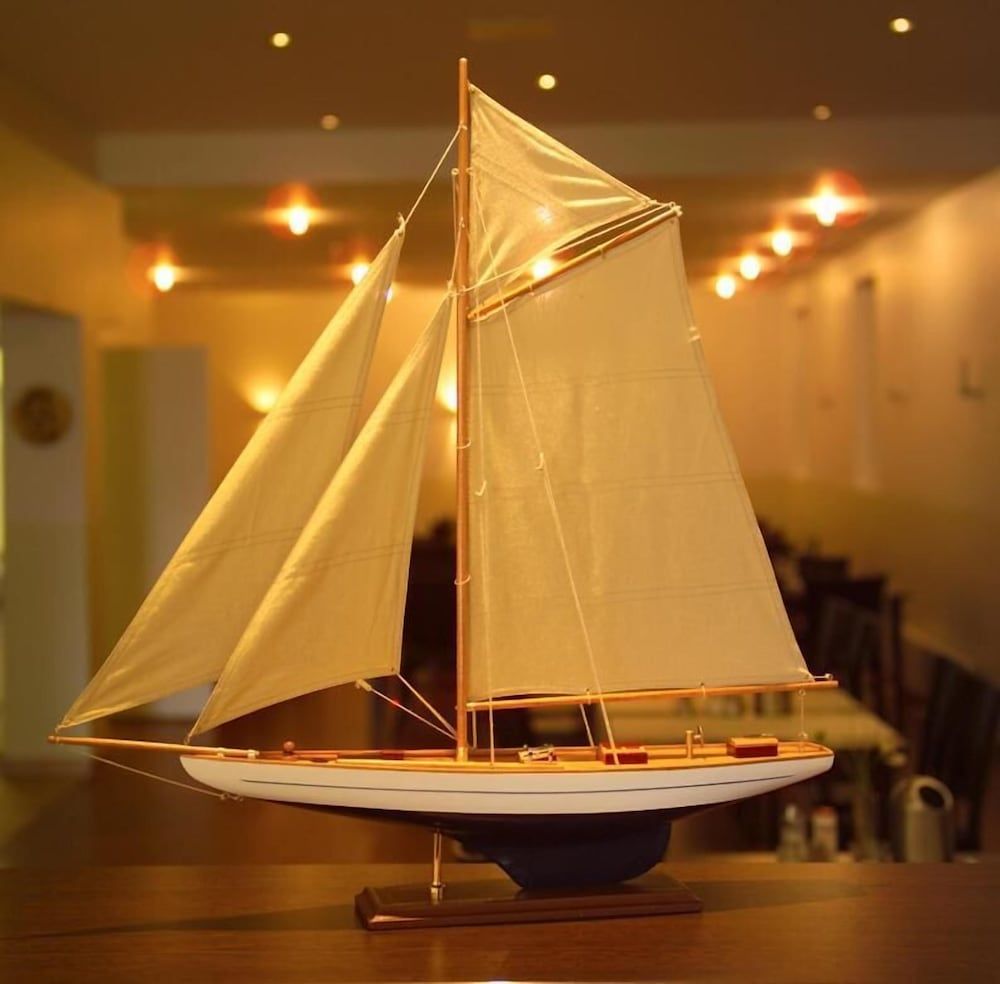 undefined Hotel Mercedes Hamburg 3