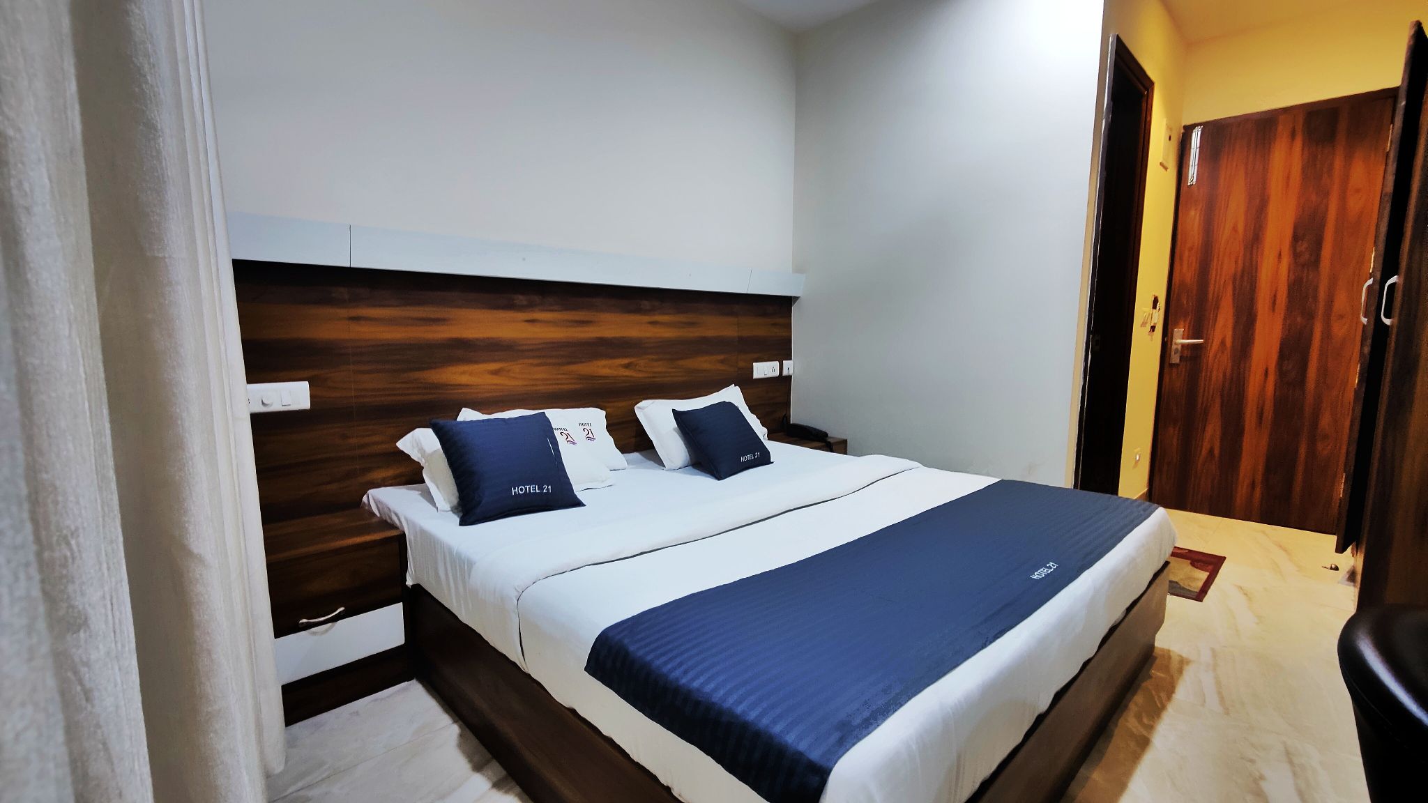 Hotel 21 Next To Chd Railway Station Standard Room