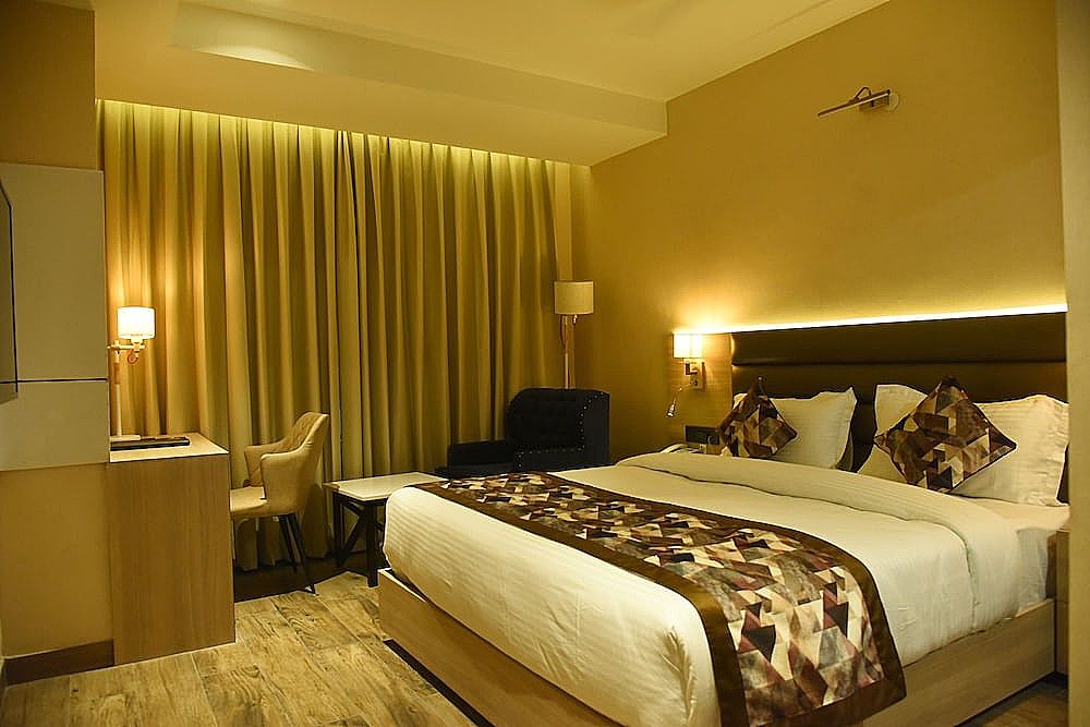 Legend Inn Deluxe Room