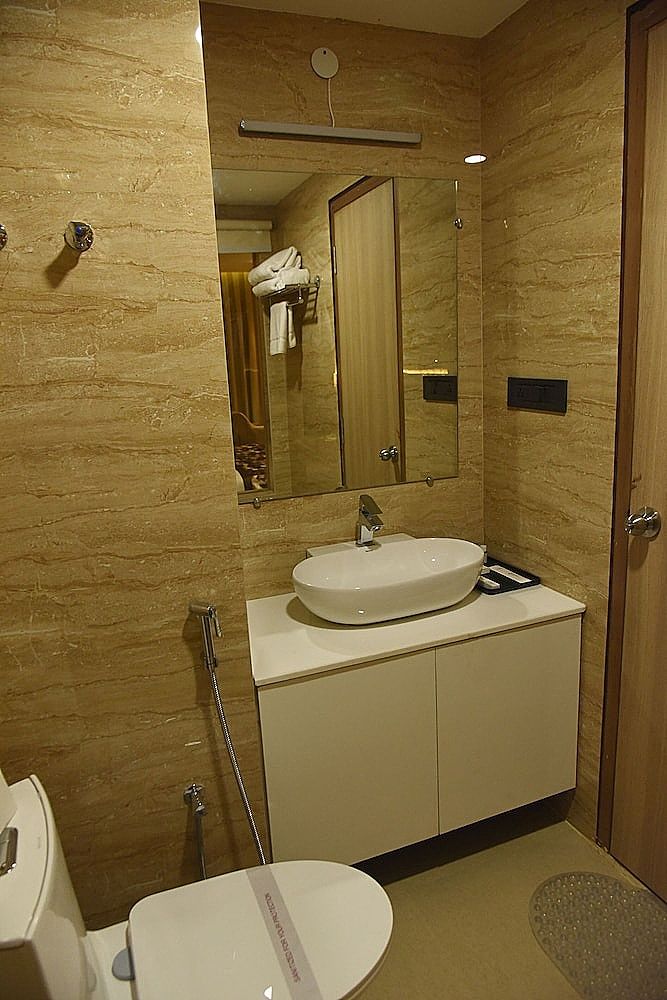 Legend Inn Deluxe Room 19