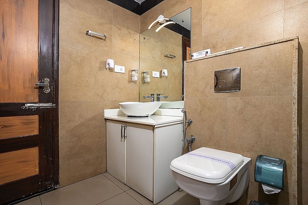 Star Emirates Luxury Resort and Spa Deluxe Room AC 4