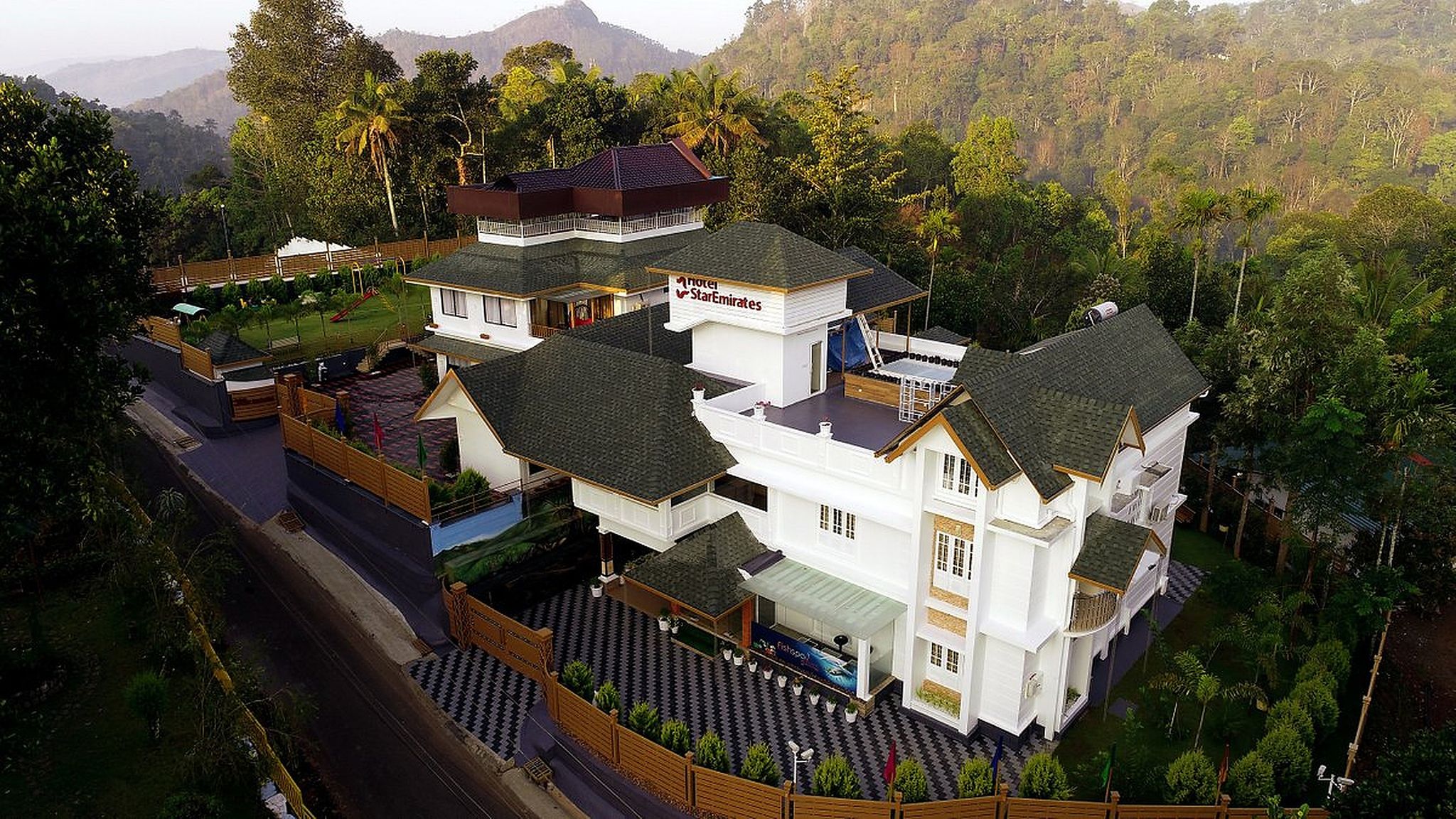 Star Emirates Luxury Resort and Spa