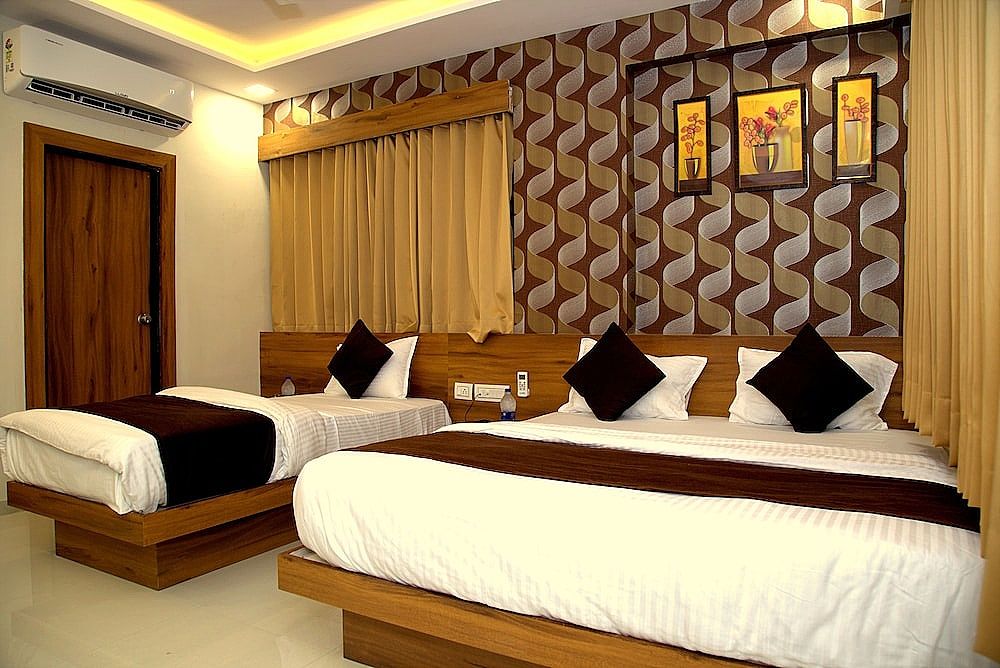 undefined Hotel Leisure by Sky Stays 9