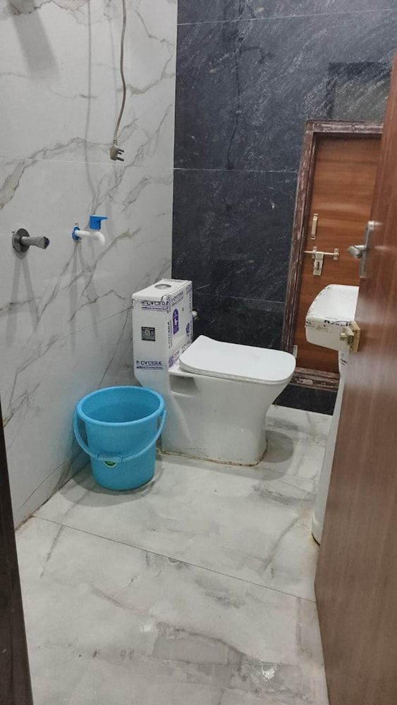 Hotel Vanya Palace New Classic Double Room 11