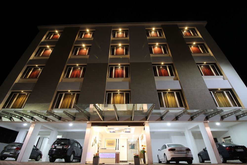 Front of property - evening/night