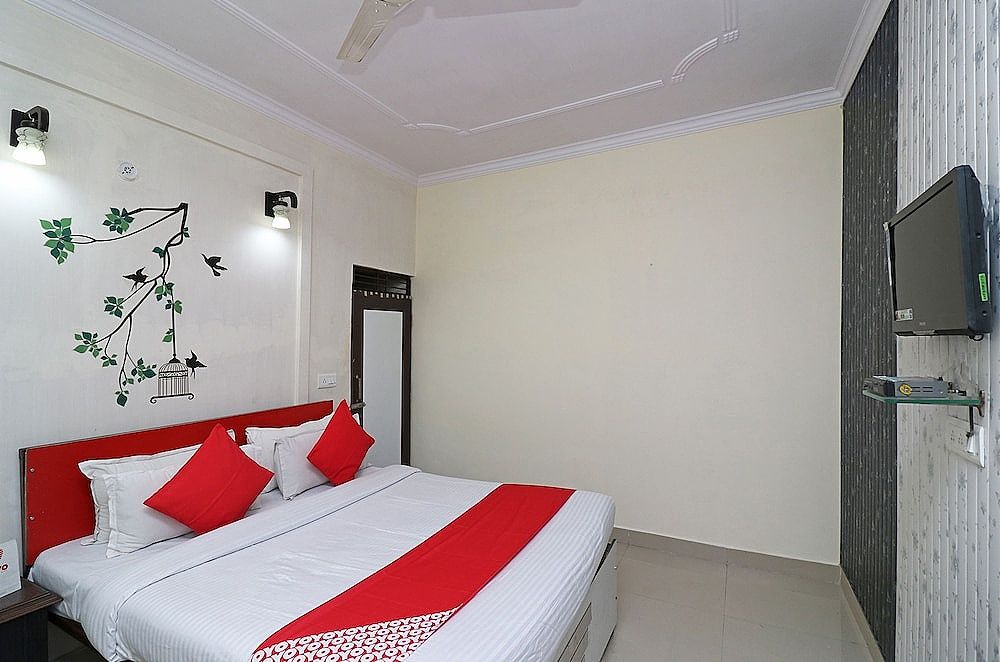 OYO 24600 Grand Harshit Resort Double or Twin Room 7
