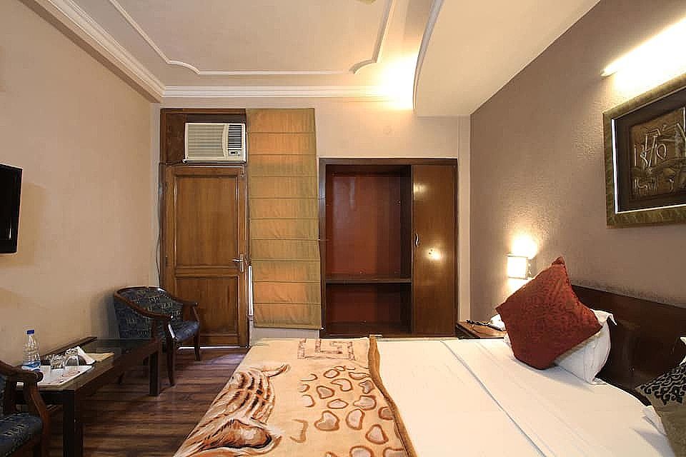 Super Deluxe Room Free WiFi