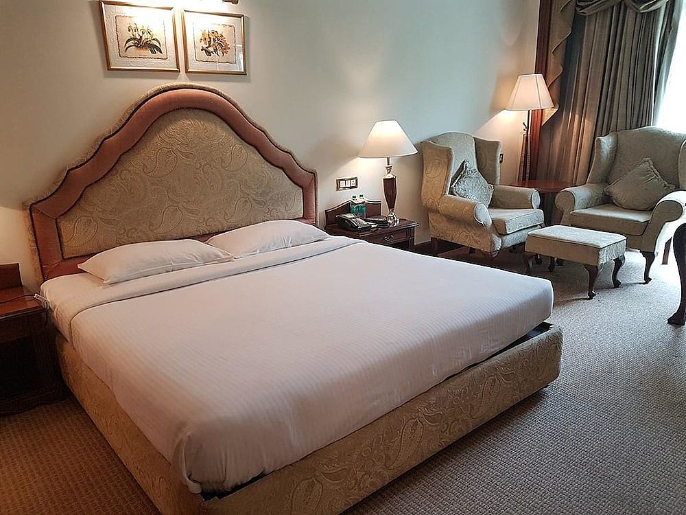 Premier Room