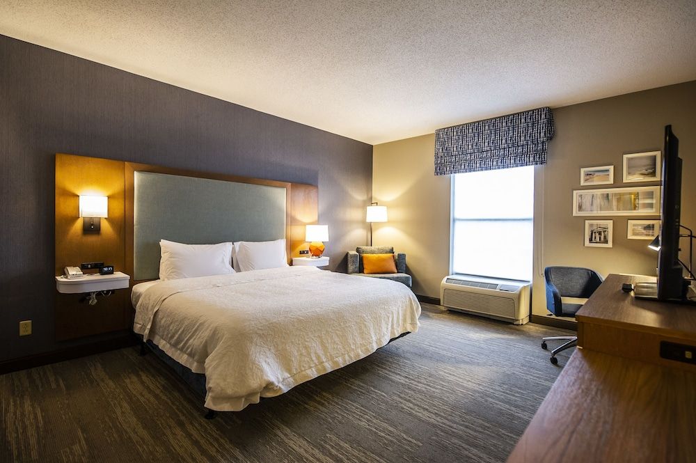 Room, 1 King Bed, Accessible