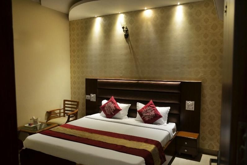 Hotel Jimmy Deluxe Rooms 2