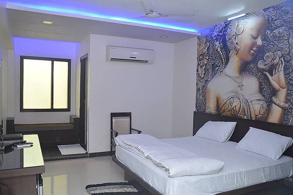 undefined Hotel Aashadeep 8