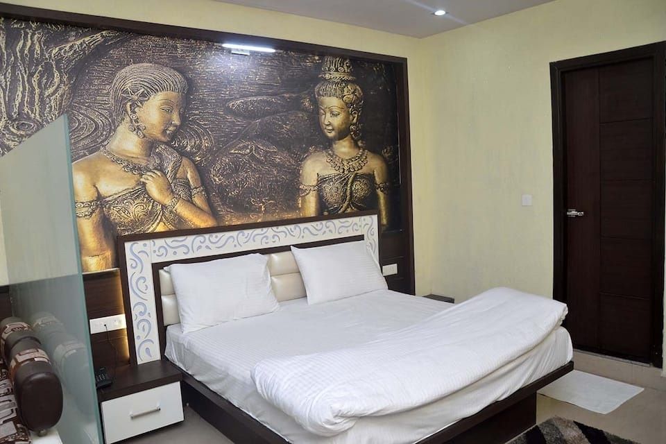 undefined Hotel Aashadeep 9