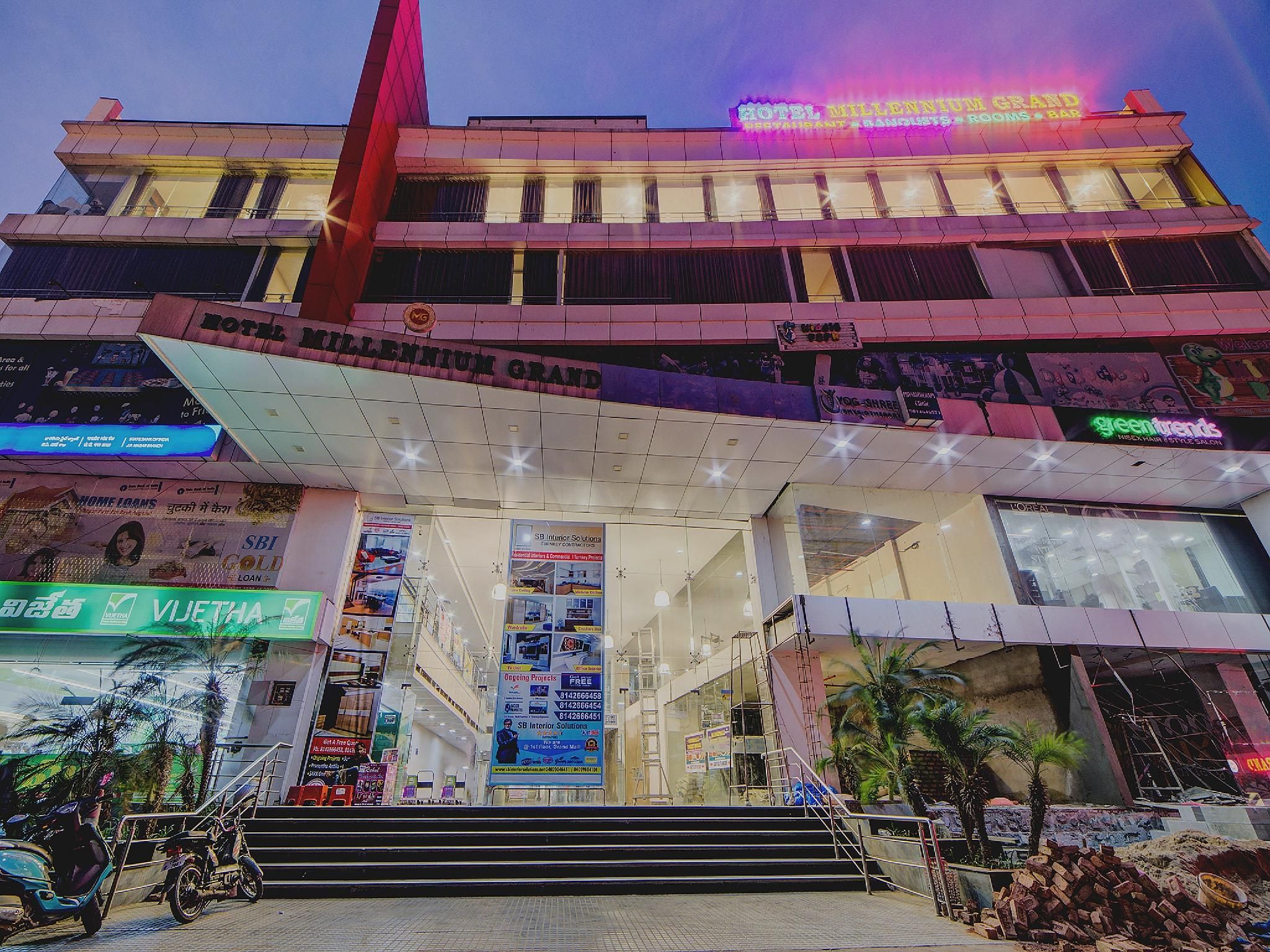 undefined Super Capital O Hotel Millennium Grand 2