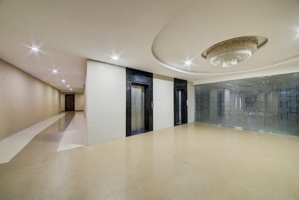 undefined Super Capital O Hotel Millennium Grand 5