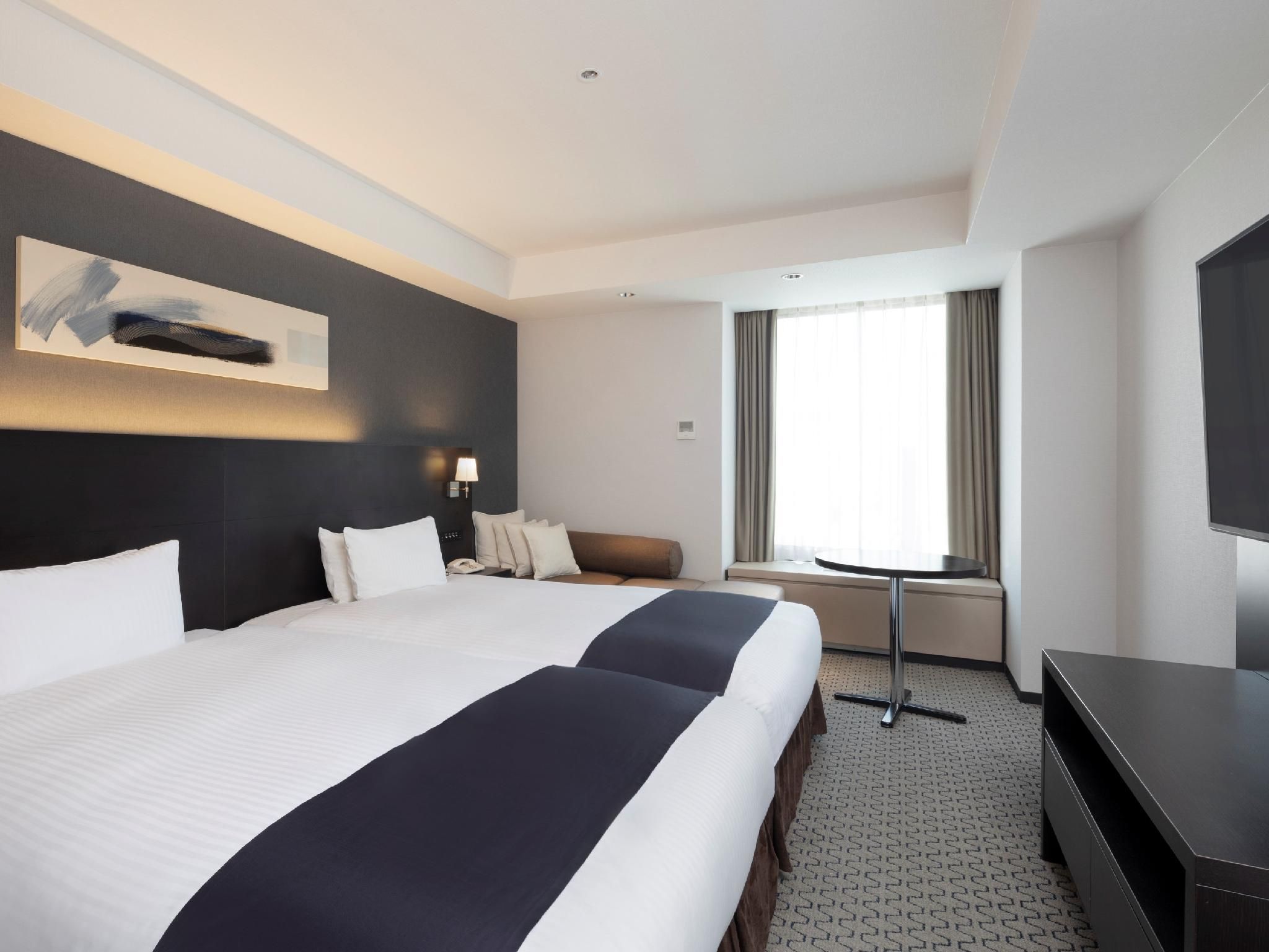 Executive Floor Hollywood Twin Room with Lounge Access
