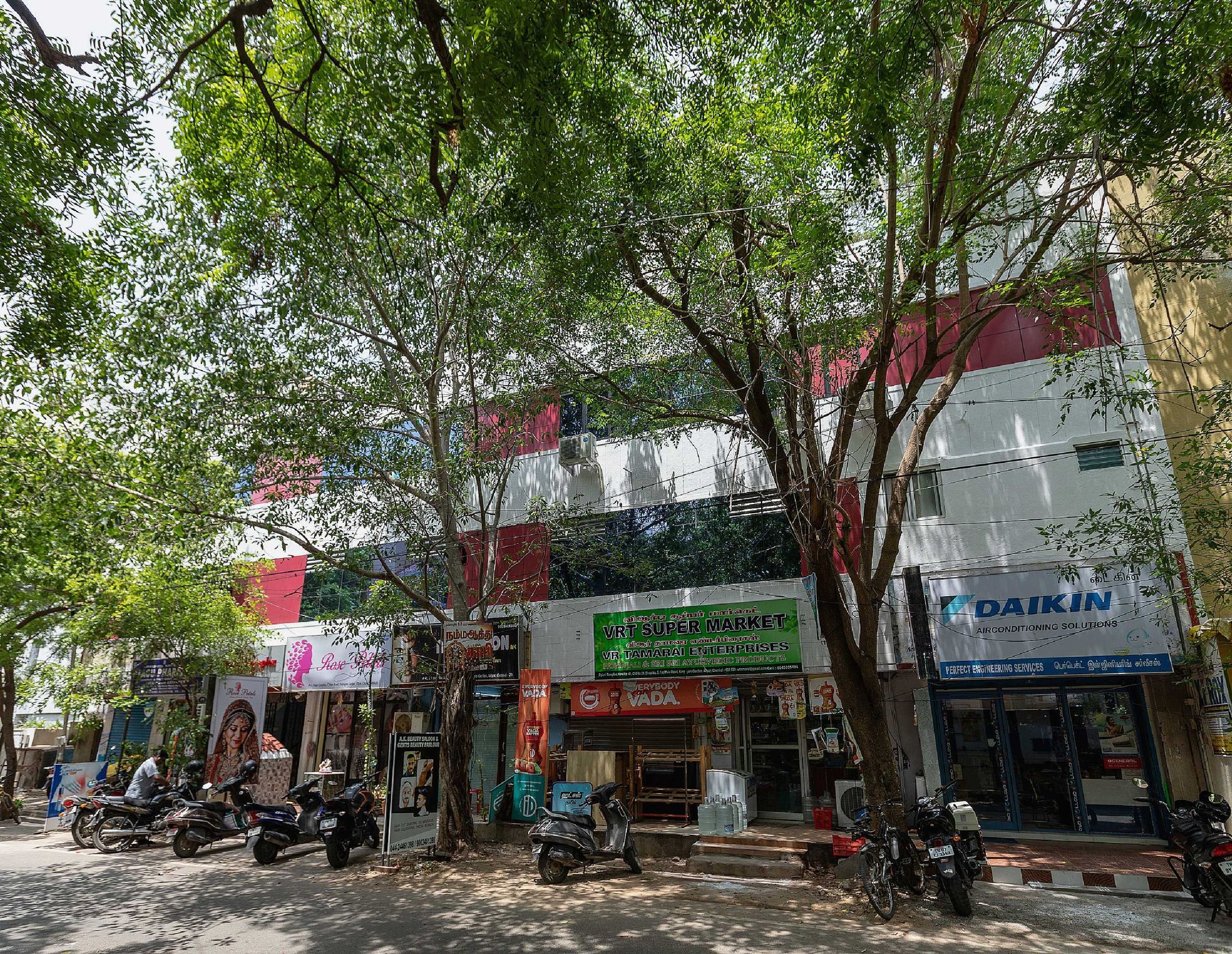 undefined Flagship Akash Inn Elite 5