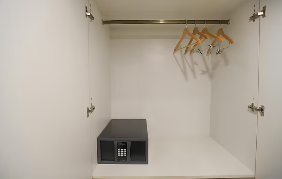 Jaag Hotel Executive Room 5