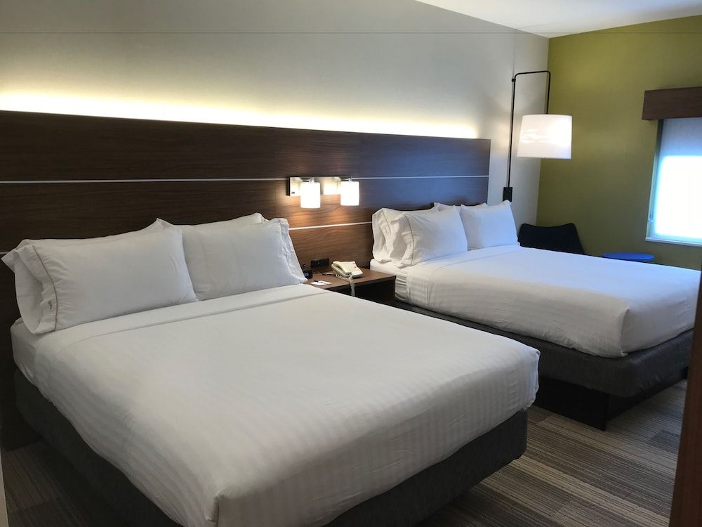 Standard Room, 2 Queen Beds
