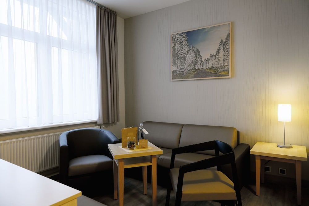 Konsumhotel Oberhof Deluxe Double Room 8