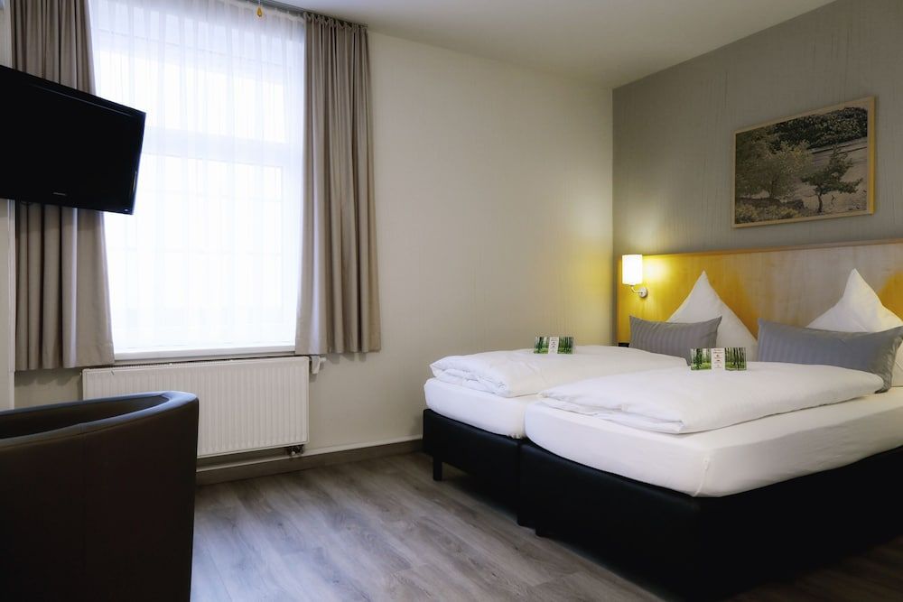 Konsumhotel Oberhof Comfort Double Room, 1 King Bed 3