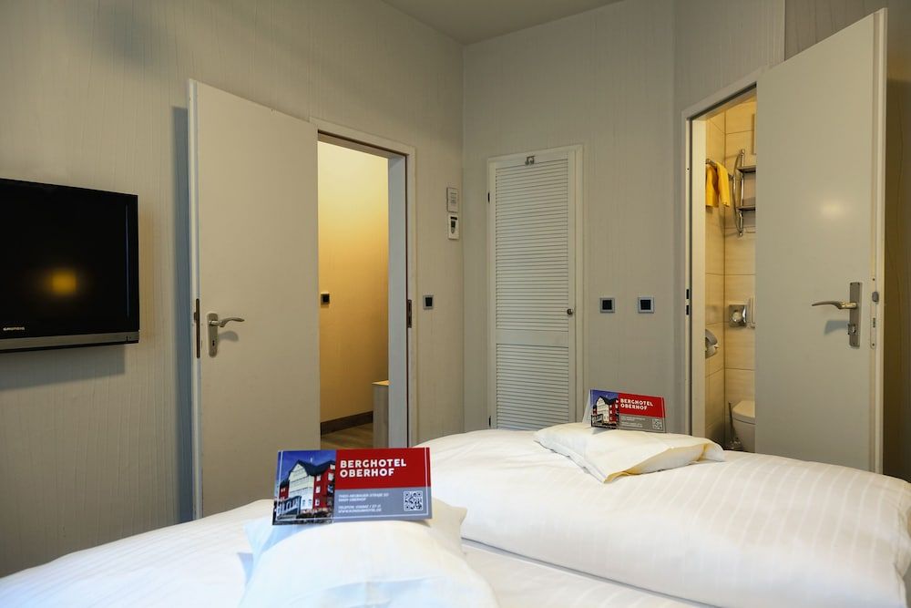 Konsumhotel Oberhof Deluxe Double Room 4