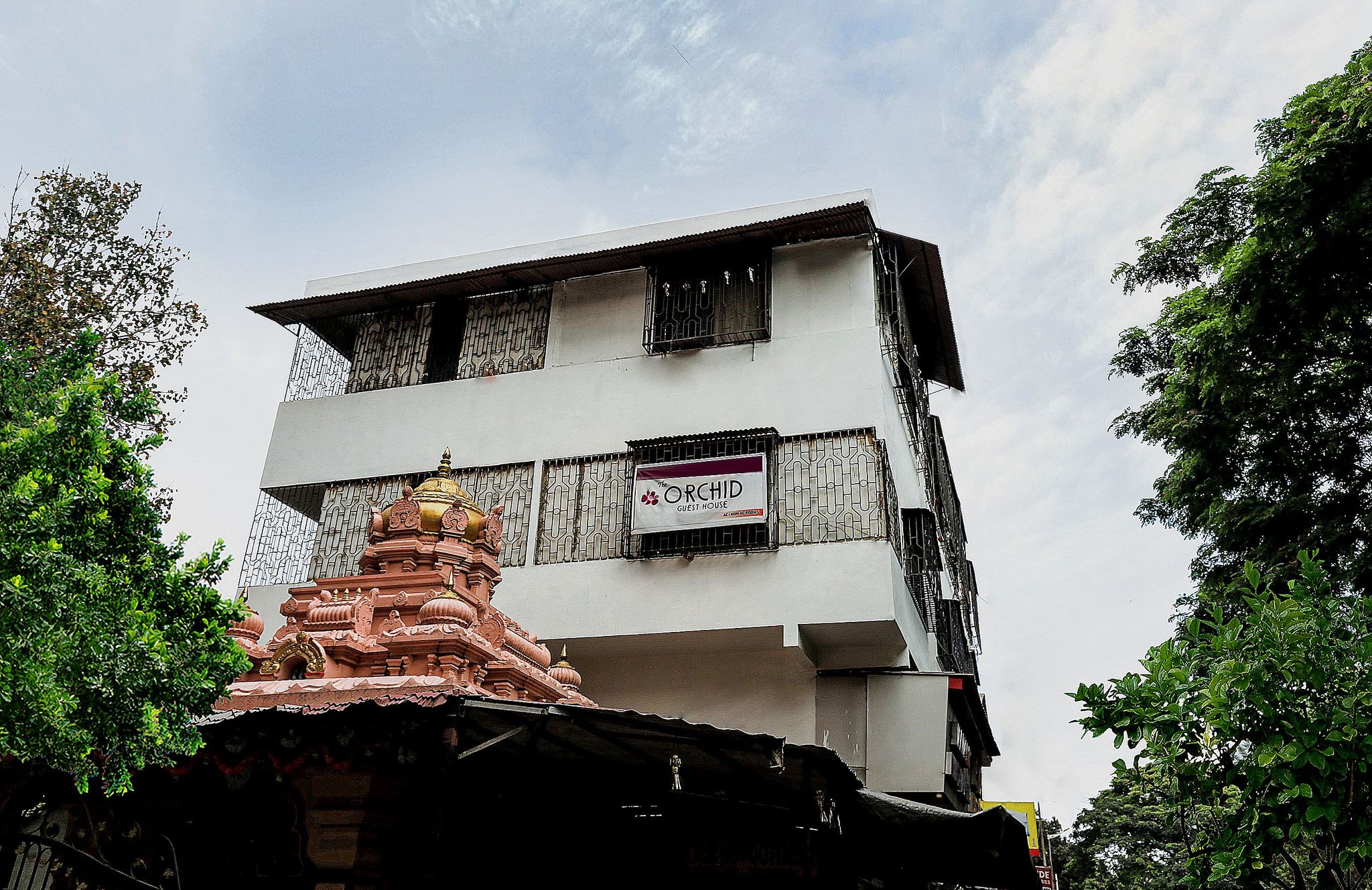 Hotel O The Orchid Guest House Near khadki Bazaar