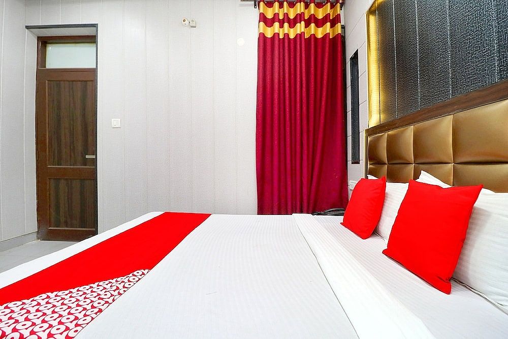 OYO 41743 Hotel Silver Double or Twin Room