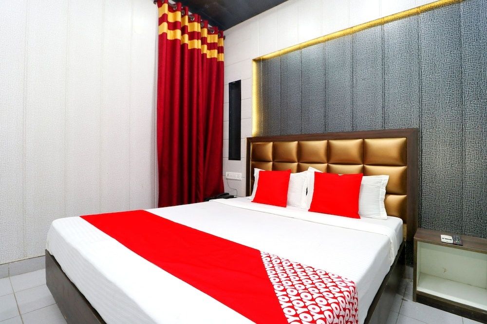 OYO 41743 Hotel Silver Double or Twin Room 4