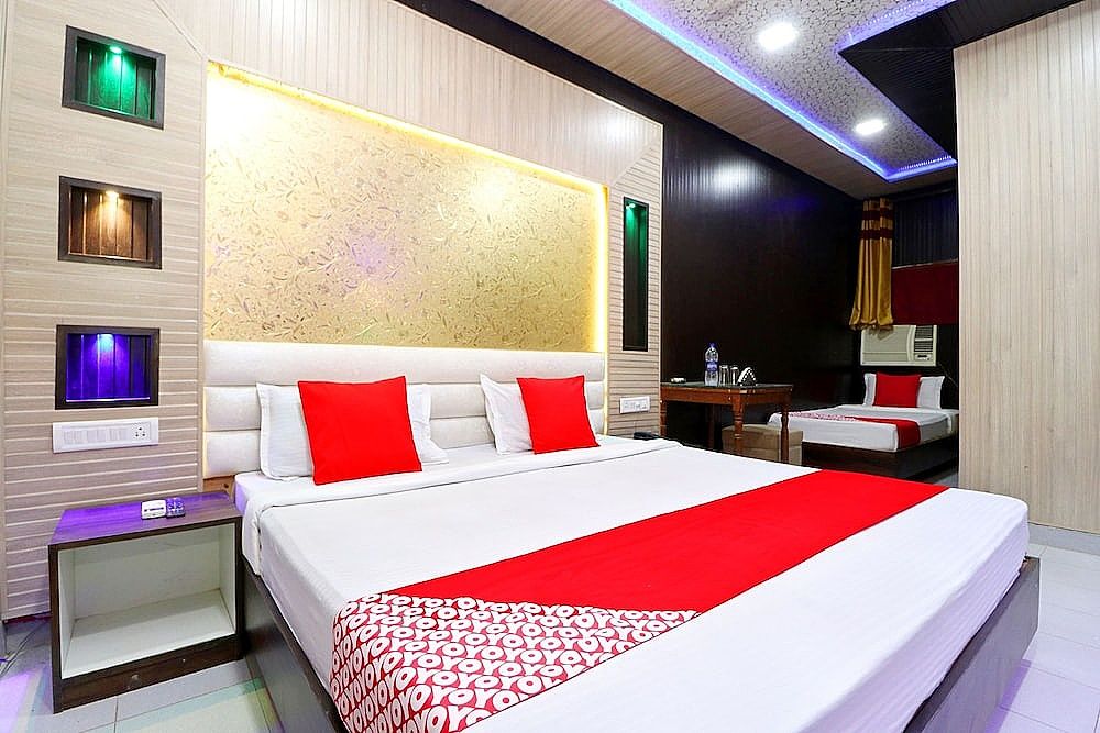 OYO 41743 Hotel Silver Double or Twin Room 9