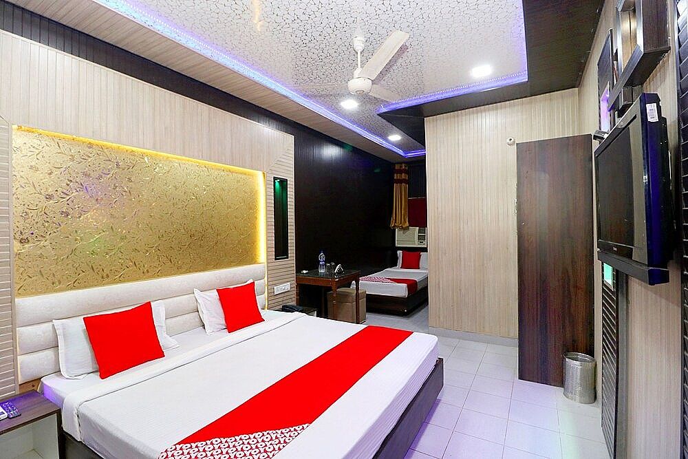 OYO 41743 Hotel Silver Double or Twin Room 2