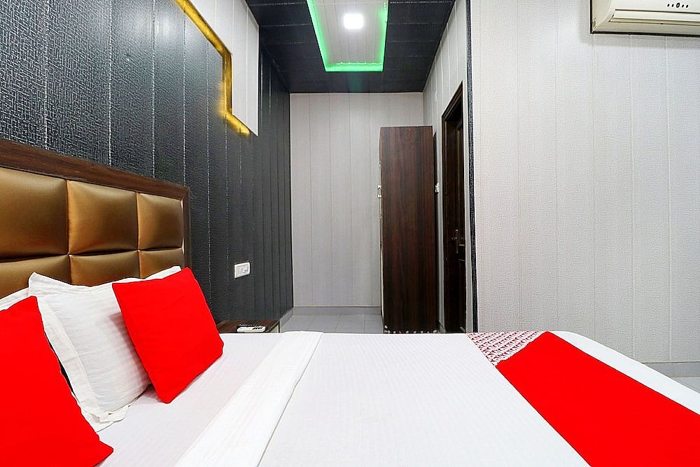 OYO 41743 Hotel Silver Double or Twin Room 15