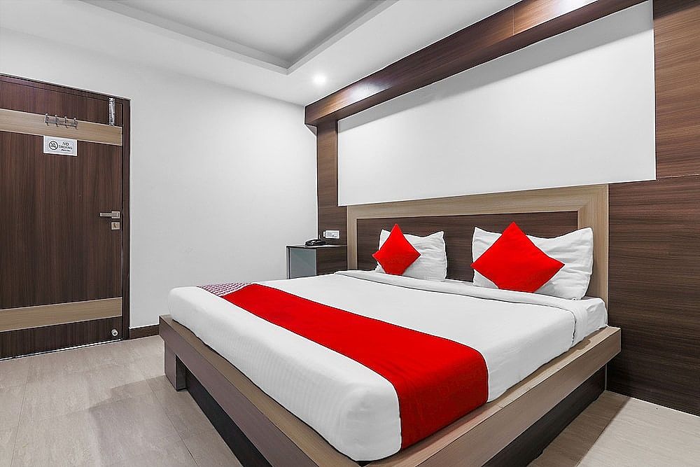 OYO Flagship 22529 Elegance Inn Double or Twin Room